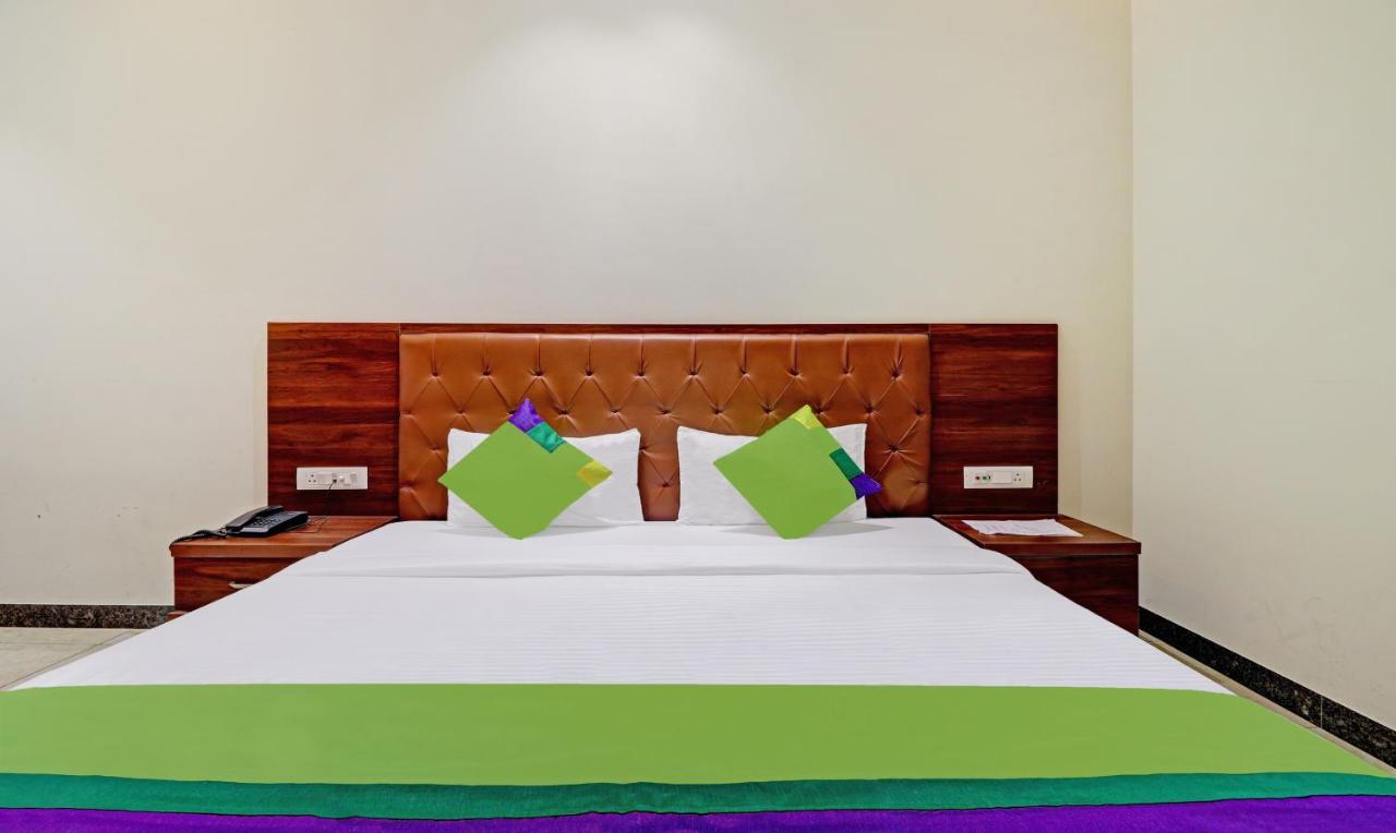 Treebo Trend Gt Palace Fatehabad Road Hotel Agra  Buitenkant foto