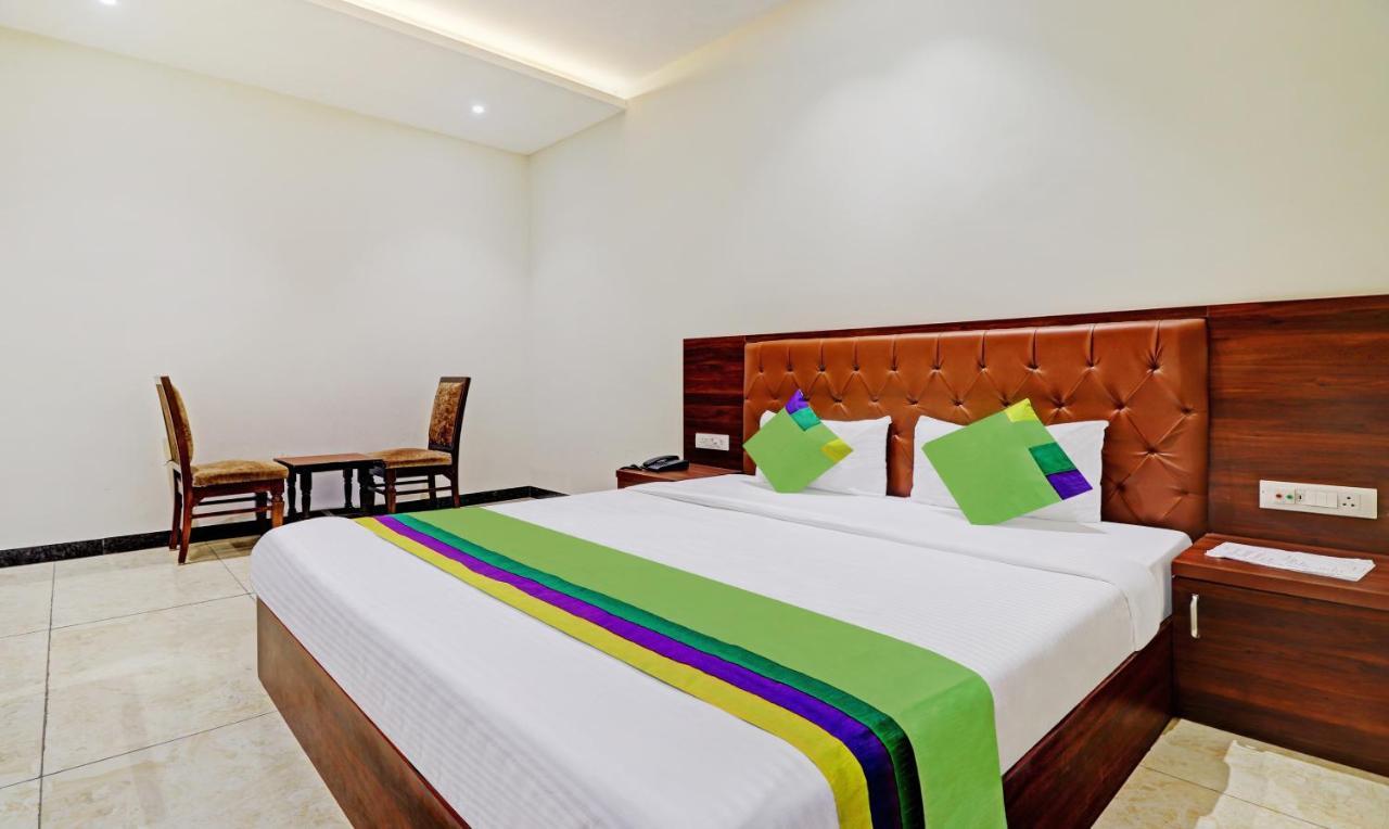 Treebo Trend Gt Palace Fatehabad Road Hotel Agra  Buitenkant foto