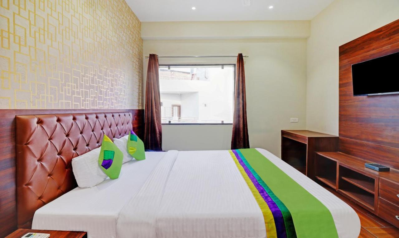 Treebo Trend Gt Palace Fatehabad Road Hotel Agra  Buitenkant foto