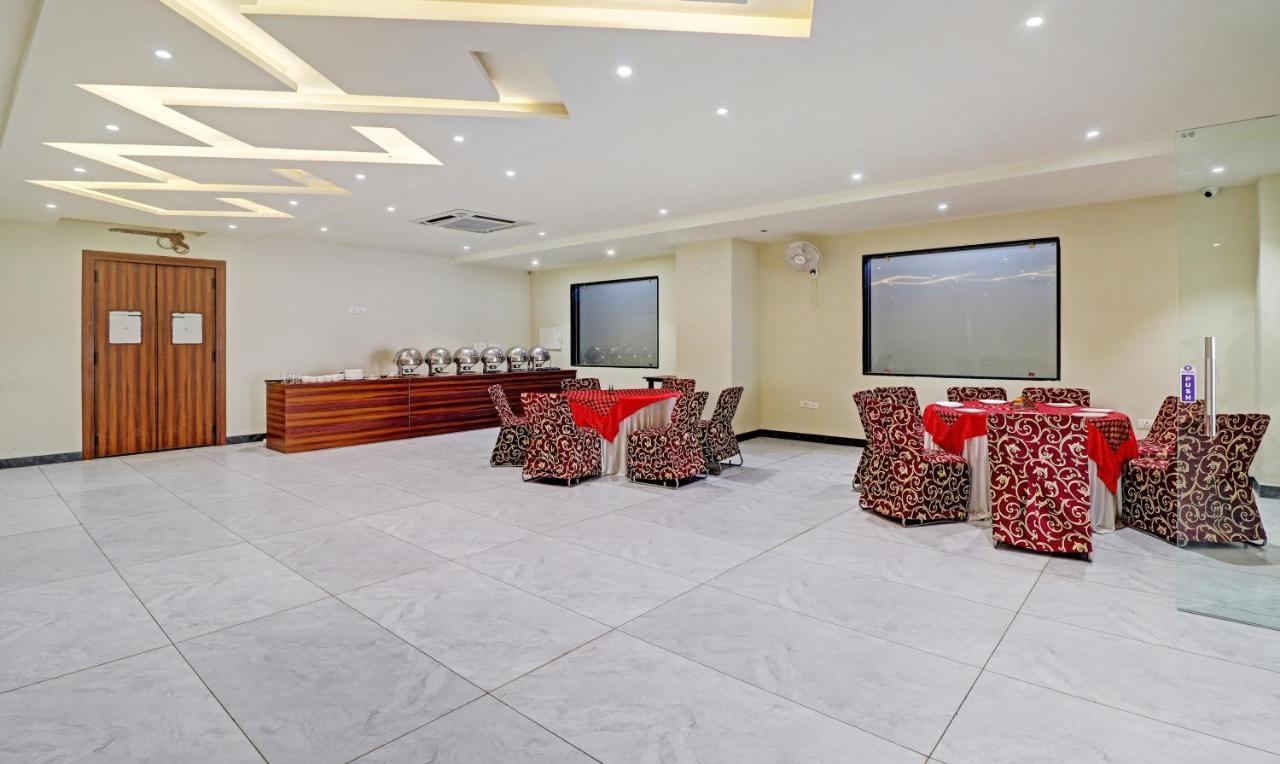 Treebo Trend Gt Palace Fatehabad Road Hotel Agra  Buitenkant foto